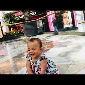 Meet your Posher, Daniella